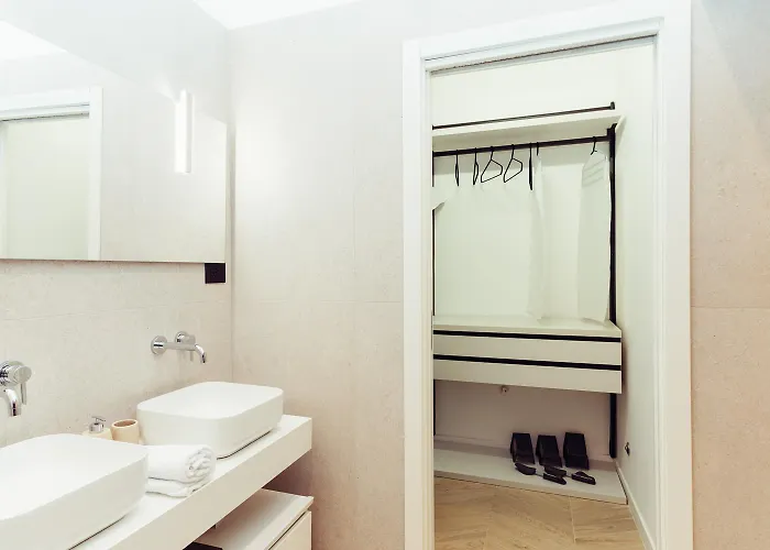 Lägenhet Luxury Spaziosa In Centro Citta, Wi-fi Gratuito *