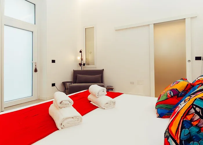 Luxury Spaziosa In Centro Citta, Wi-fi Gratuito *