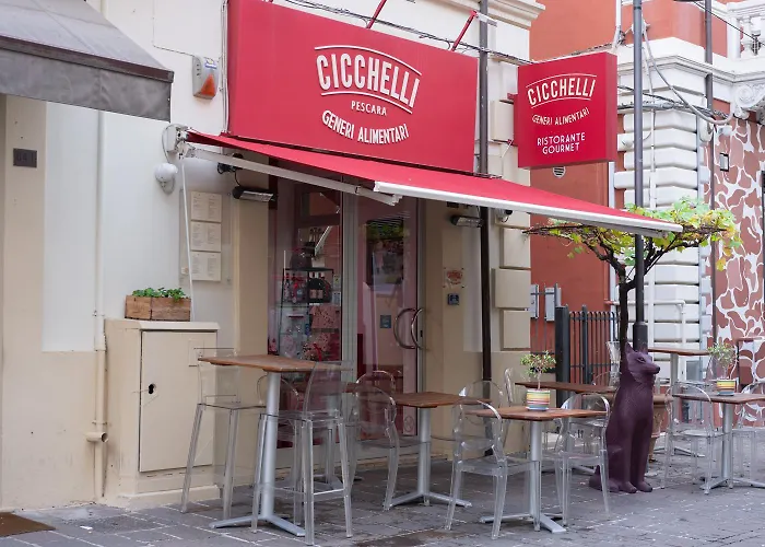 Luxury Spaziosa In Centro Citta, Wi-fi Gratuito Lägenhet